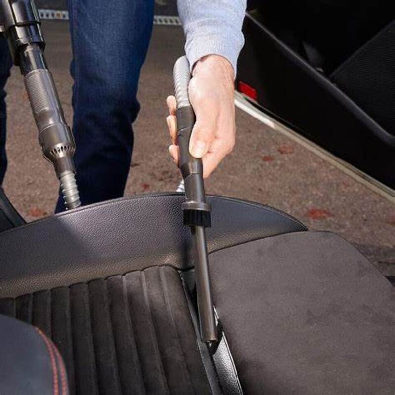 lưu ý khi vệ sinh nội thất xe hơi tại nhà