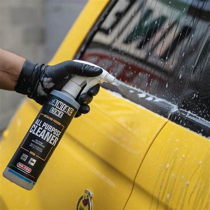 sự khác biệt giữa rửa xe không cần nước và rửa xe truyền thống