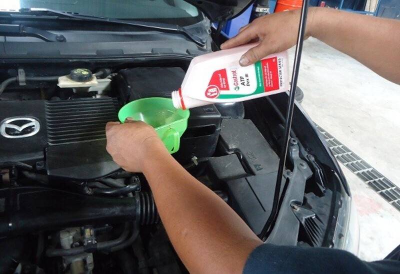 thay dầu định kì hộp số tự động