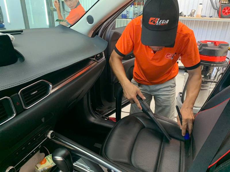 dịch vụ phủ ceramic tại Lê Gia Auto