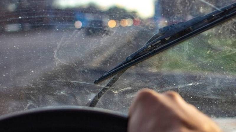 lý do nên phủ ceramic cho kính xe ô tô