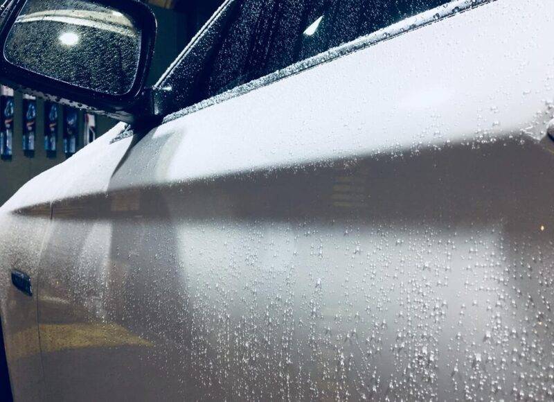 chi phí phủ ceramic chống thấm cho ô tô