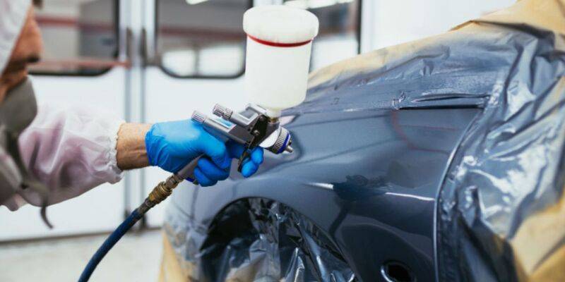 so sánh giữa sơn dặm và sơn toàn bộ xe ô tô