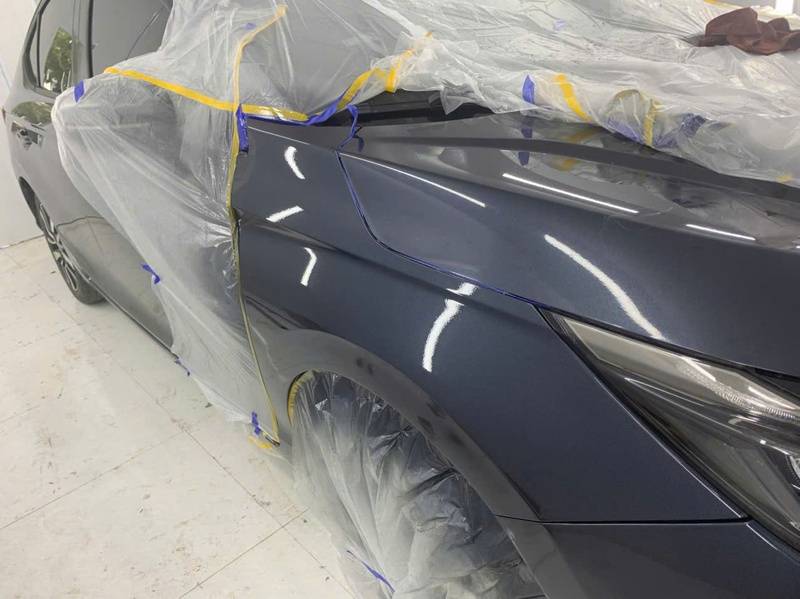 Quy trình của phủ lớp bảo vệ cho ô tô chuyên nghiệp