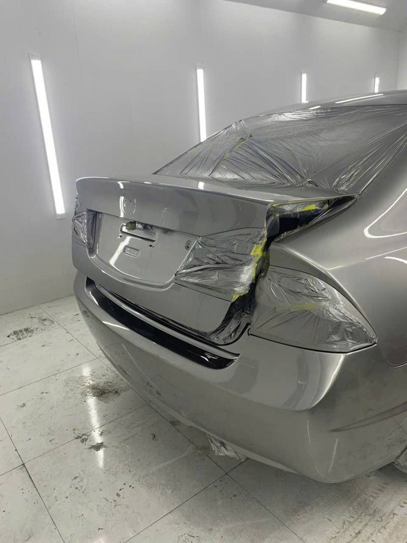 Sử dụng dịch vụ sơn dặm xe tại nhà chuyên nghiệp