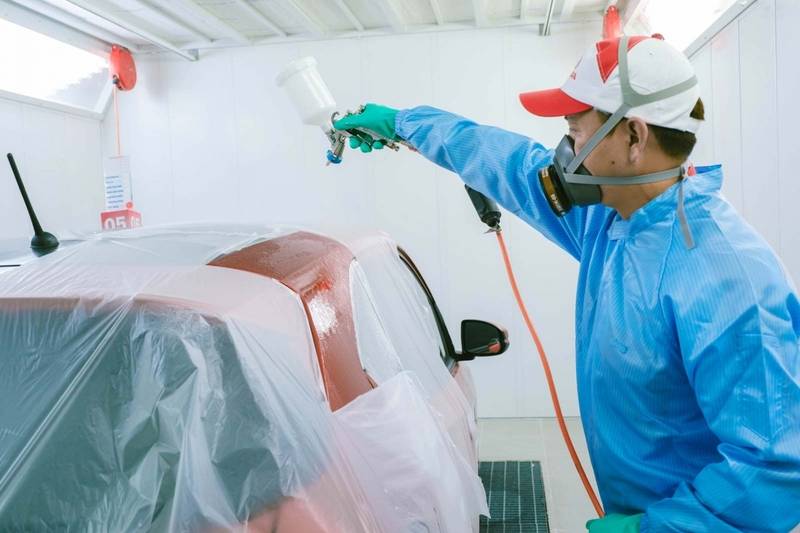 quy trình thi công đúng kỹ thuật là yếu tố quyết định đến hiệu quả của sơn phủ nano ô tô bảo vệ sơn